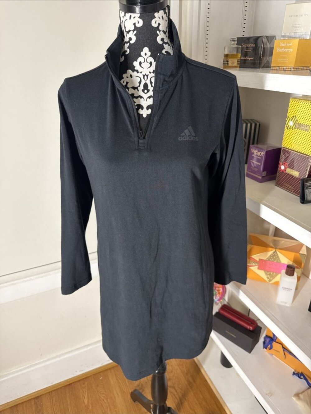 Women's Adidas Size Med Black /White Sport Dress LS Logo 1/4 front zip
